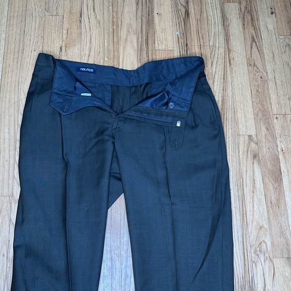 Men’s Nautica wool suit - Picture 3 of 4